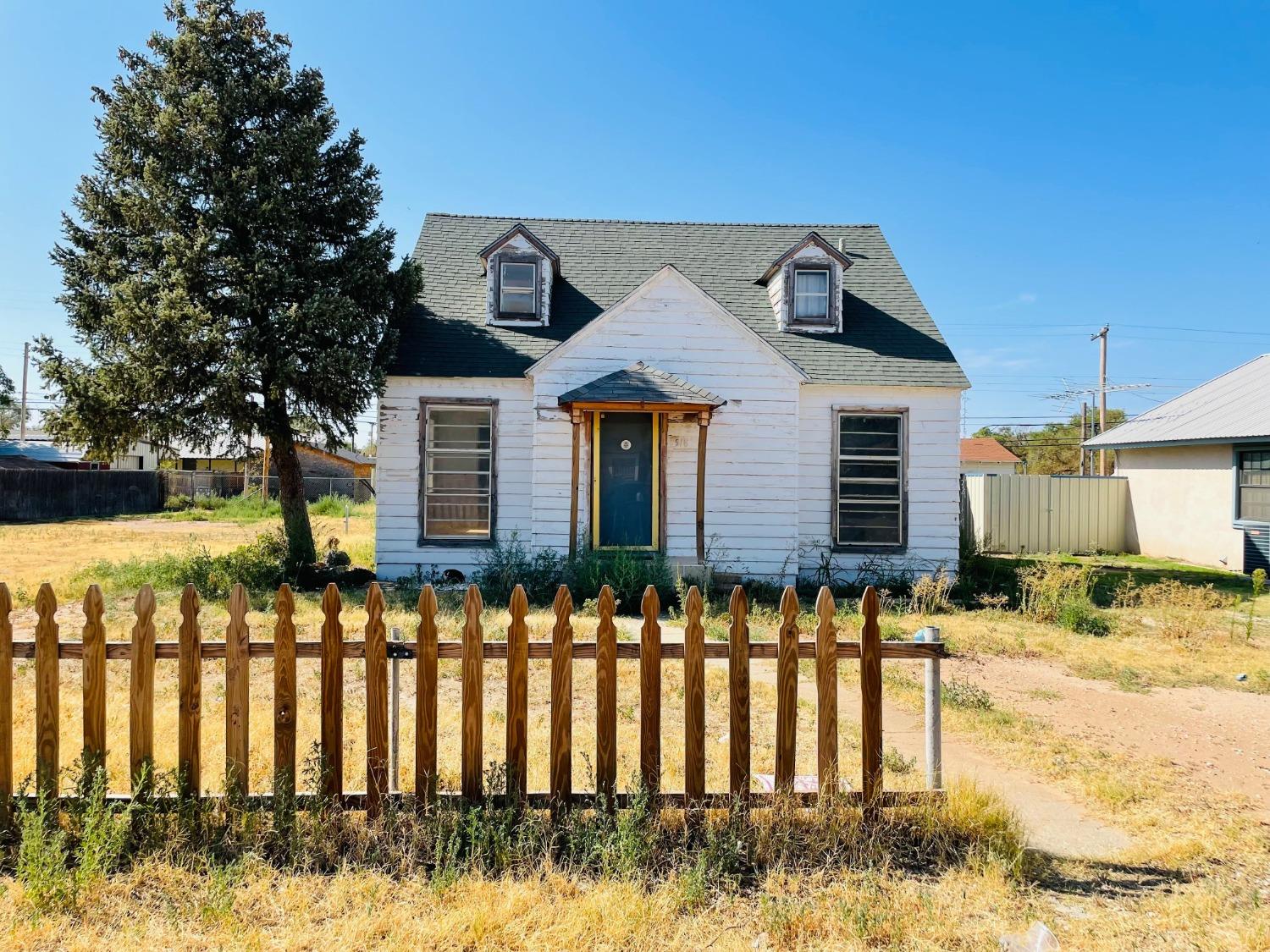 2nd St, Littlefield, TX 79339