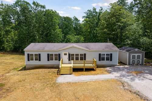 6424 Baker Mountain Rd, Spencer, TN, 38585-5418 | Card Image