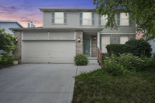 7640 Eagle Creek Dr, Pickerington, OH, 43147-9515 | Card Image