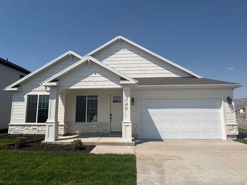 216-745 N 600 W, Tremonton, UT, 84337-4002 | Card Image