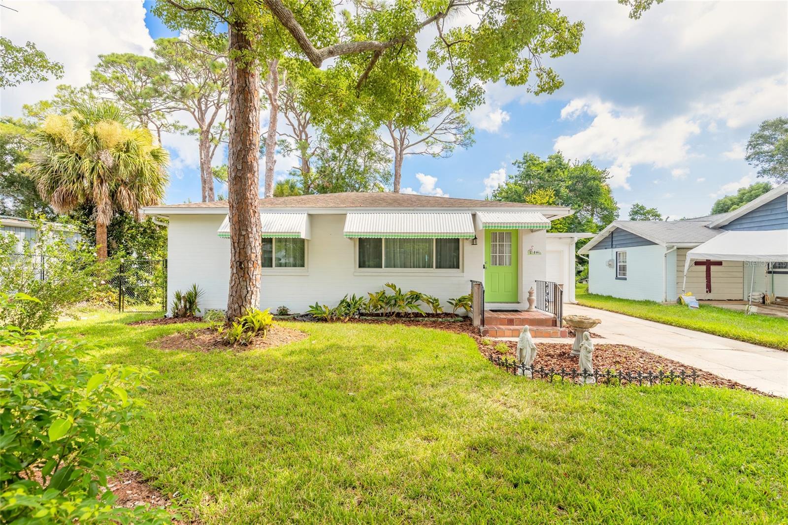 Residential in ORMOND BEACH 4