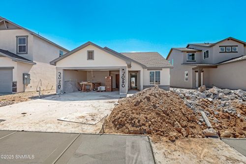 2080 Meteor Dr, Las Cruces, NM, 88012-8102 | Card Image