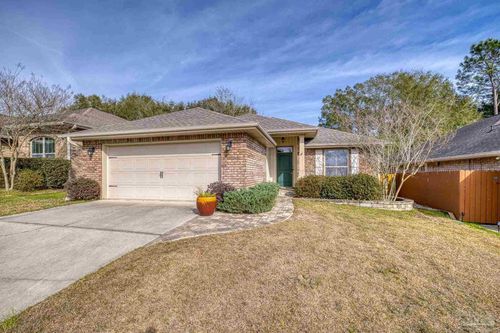 5761 Jade Moon Cir, Milton, FL, 32583-8582 | Card Image