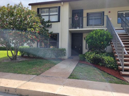 1511-7892 Willow Spring Dr, Lake Worth, FL, 33467-3237 | Card Image