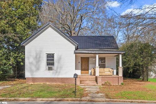 114 Mahaffey St, Belton, SC, 29627-1327 | Card Image