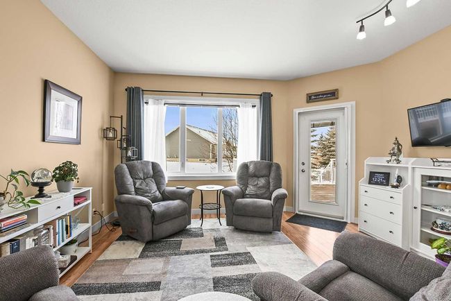 15 Beardsley Crescent, Home with 2 bedrooms, 2 bathrooms and 2 parking in Lacombe AB | Image 8