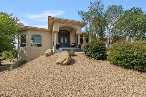 2085 W Live Oak Dr, Prescott, AZ, 86305-7735 | Card Image