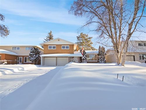 1333 Arlington Ave, Saskatoon, SK, S7H2Y1 | Card Image