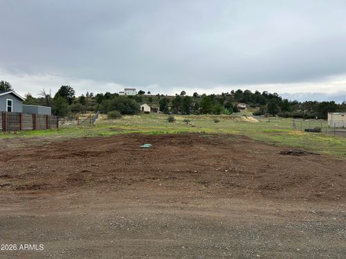 328-18318 S Frontier Rd, Peeples Valley, AZ, 86332-7610 | Card Image