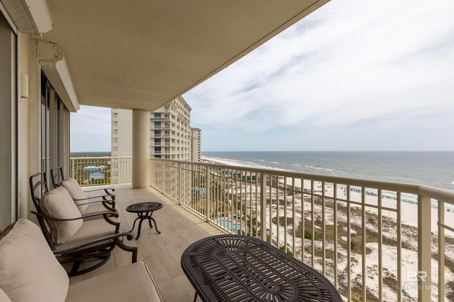 Balcony | Image 30