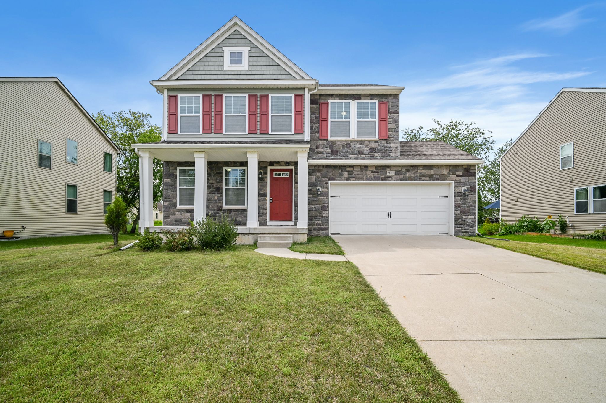 Wellington Ln, Ypsilanti, MI 48197