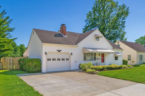 103 E Hocking St, Canal Winchester, OH, 43110-1286 | Card Image