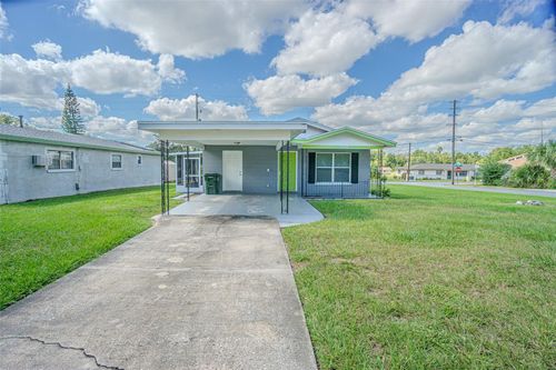 2020 Bassedena Cir W, LAKELAND, FL, 33805-2843 | Card Image