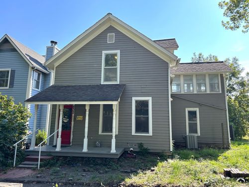 832 Louisiana Street, Lawrence, KS, 66044 | Card Image