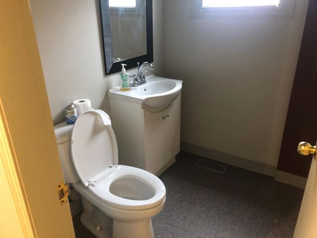 207 14 St Nw, Home with 0 bedrooms, 0 bathrooms and 10 parking in Calgary AB | Image 13