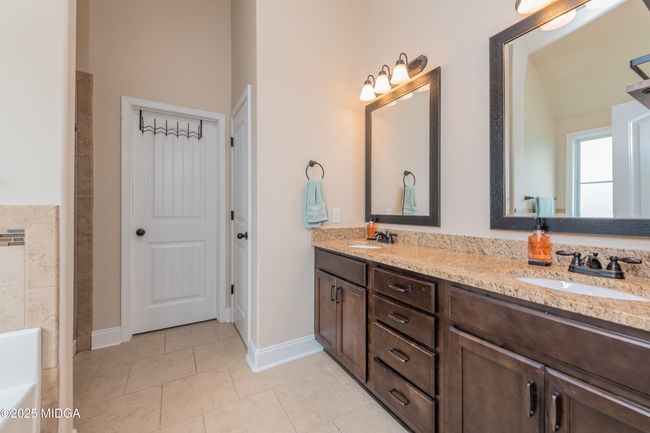 GOODMAN PHOTOGRAPHY REAL ESTATE PHOTOS O | Image 61