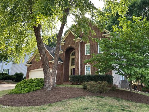 8909 Breeland Way, Raleigh, NC, 27613-5317 | Card Image