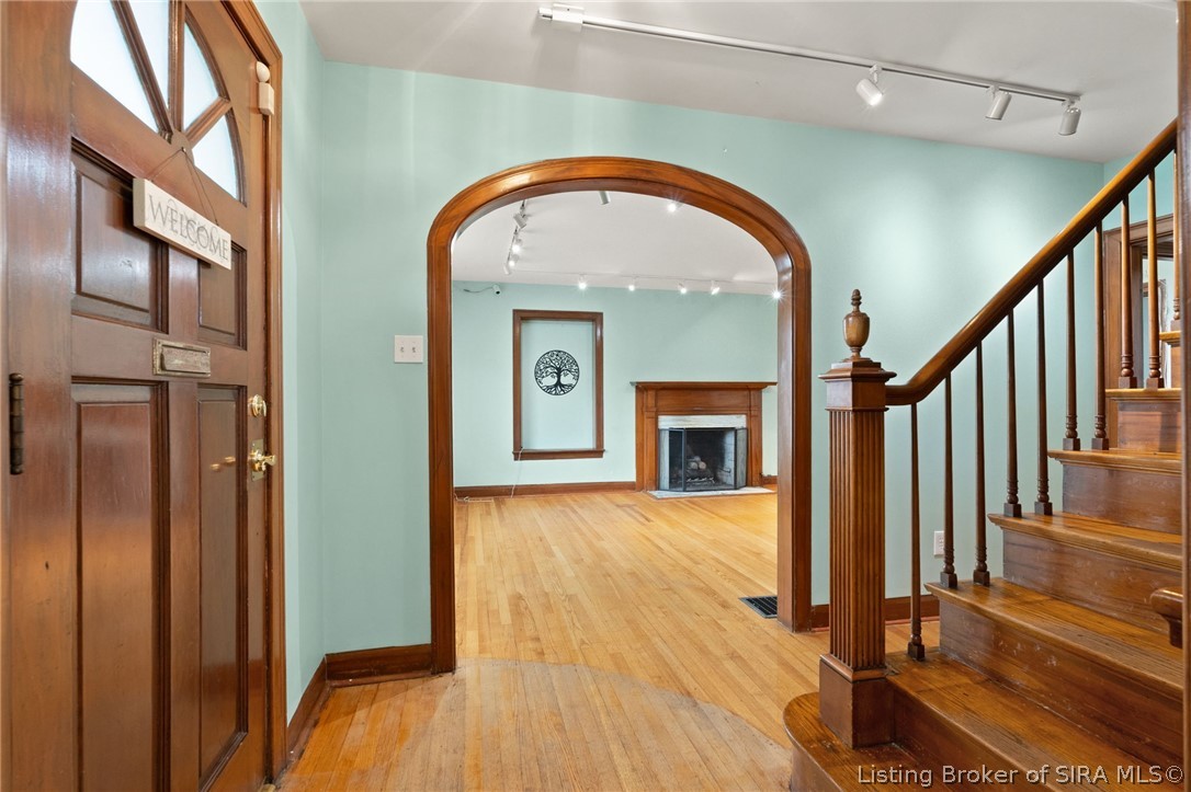 Commercial Sale in Jeffersonville 5