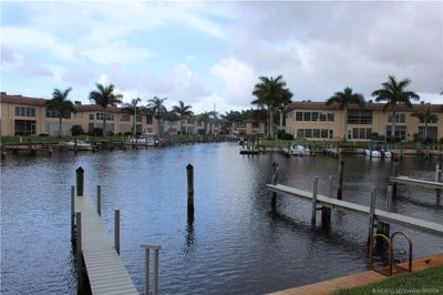 J8 - 2600 S Kanner Highway, Condo with 2 bedrooms, 1 bathrooms and null parking in Stuart FL | Image 3