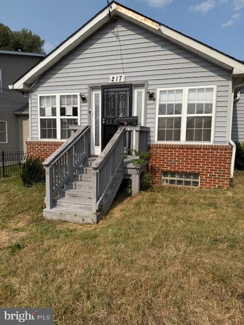 217 Maryland Park Dr, CAPITOL HEIGHTS, MD, 20743-2010 | Card Image