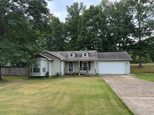 6501 Pinecrest Dr, Poplar Bluff, MO, 63901-9141 | Card Image