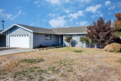 1911 S Bradley Street, House other with 3 bedrooms, 1 bathrooms and null parking in Visalia CA | Image 1