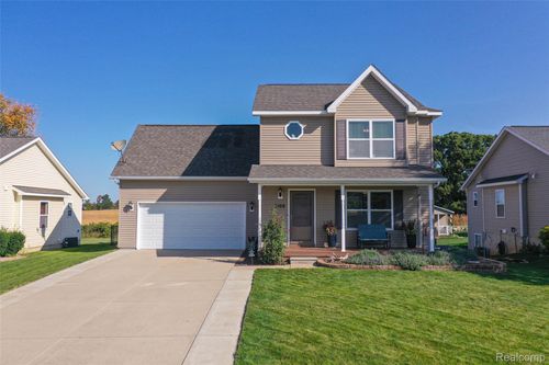 8166 Eagle Ridge Ln, Fowlerville, MI, 48836-9444 | Card Image