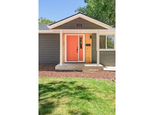818 Baker St, Longmont, CO, 80501-5026 | Card Image