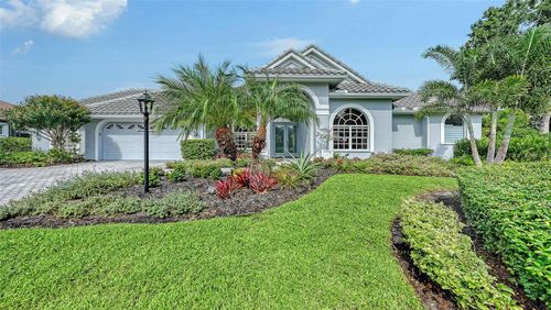 8136 Regents Ct, UNIVERSITY PARK, FL, 34201-2233 | Card Image