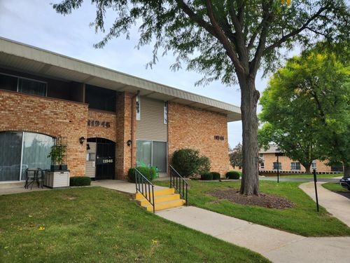 11946 W Mill Rd, Milwaukee, WI, 53225-1076 | Card Image
