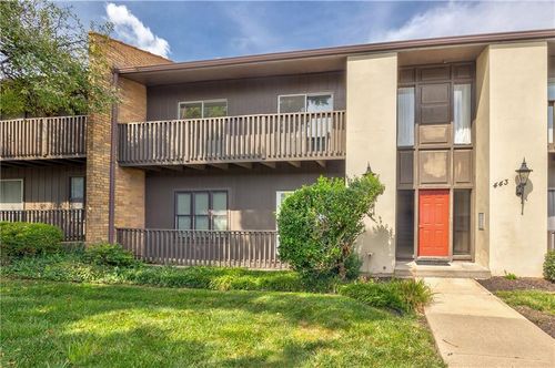 unit-c-443 W 104 Street #, Kansas City, MO, 64114 | Card Image