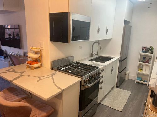 apt-5f-86 155th Ave, Howard Beach, NY, 11414-2135 | Card Image