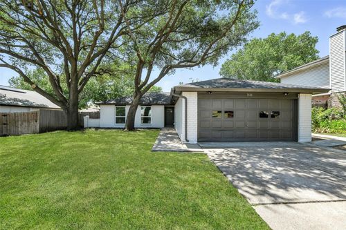 7601 Evergreen Dr, Watauga, TX, 76148-1712 | Card Image