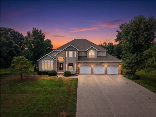11287 E Lincolnshire Ln, Effingham, IL, 62401-4477 | Card Image