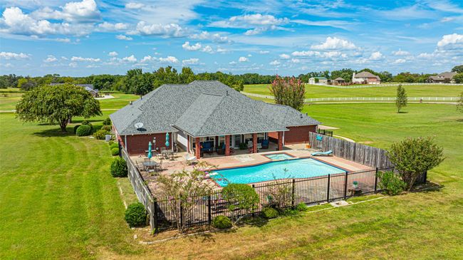 1022 High Meadow Dr, House other with 5 bedrooms, 3 bathrooms and null parking in Mount Vernon TX | Image 27