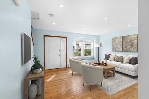 apt-3-2 Howe Ter, Boston, MA, 02125-2172 | Card Image