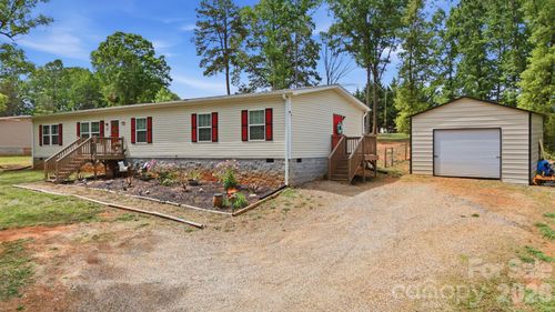 980 Lakeland Ave, Lincolnton, NC, 28092-6318 | Card Image