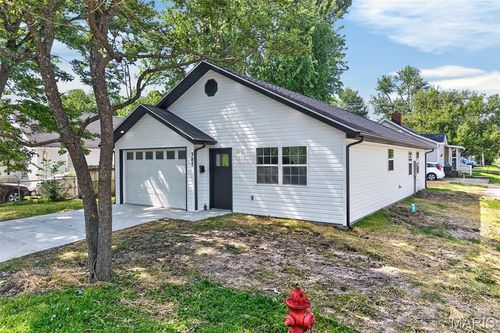 387 Harrison Harrison Avenue, Lebanon, MO, 65536 | Card Image