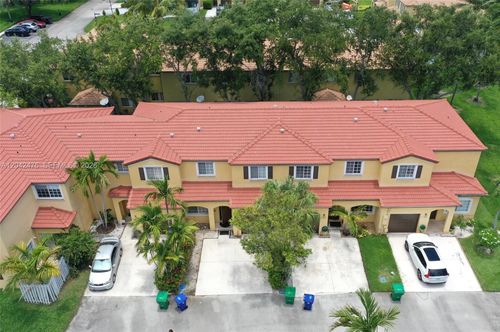 2123 Sw 101st Ln, Miramar, FL, 33025-6519 | Card Image