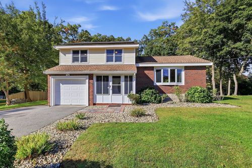 123 Lincoln Pkwy, Lowell, MA, 01851-3407 | Card Image