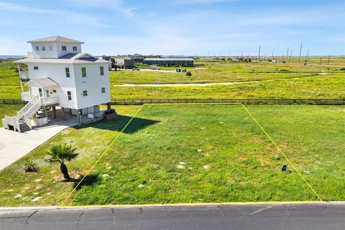 137 Beach Drive, Port Aransas, TX, 78373 | Card Image