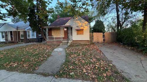 19126 Patton St, Detroit, MI, 48219-2560 | Card Image