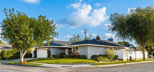 822 E Lomita Ave, Orange, CA, 92867-6861 | Card Image