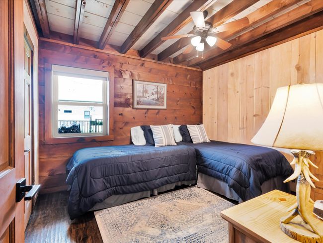 176 Enchanted Dr, House other with 5 bedrooms, 3 bathrooms and null parking in Enchanted Oaks TX | Image 17