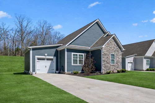 20 Sycamore Rdg W, Burns, TN, 37029-1412 | Card Image