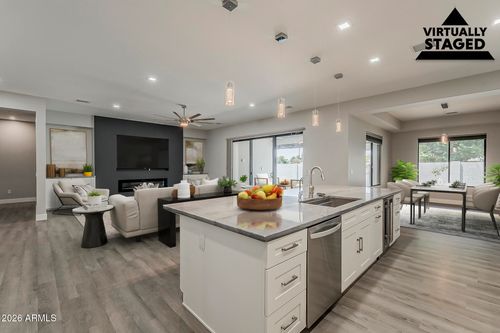 20452 E Appaloosa Dr, Queen Creek, AZ, 85142-7137 | Card Image