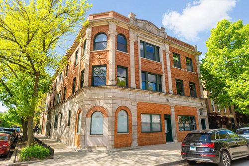 2-1803 Huron St, Chicago, IL, 60622-5524 | Card Image