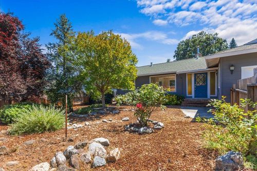 549 Hillside Drive, Cloverdale, CA, 95425 | Card Image