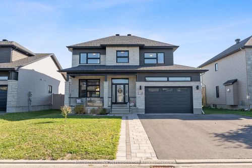 156 Lyon St, Embrun, ON, K0A1W0 | Card Image