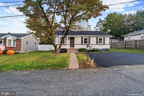 3110 Jefferson St, BETHLEHEM, PA, 18020-5618 | Card Image